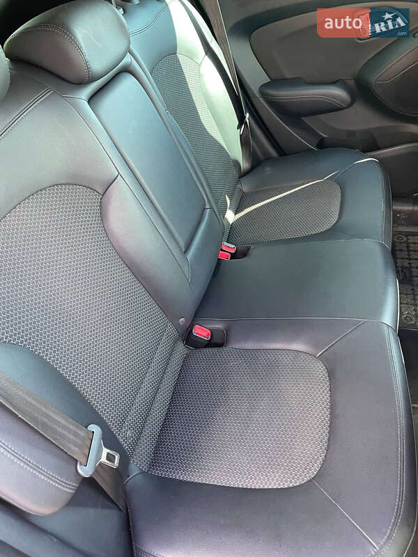Позашляховик / Кросовер Hyundai ix35 2012 в Жидачові
