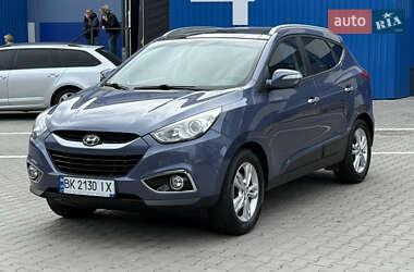 Позашляховик / Кросовер Hyundai ix35 2012 в 