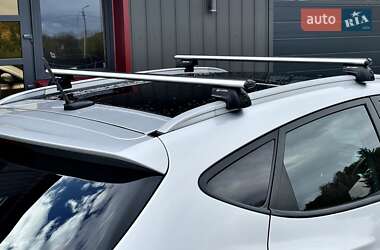 Внедорожник / Кроссовер Hyundai ix35 2012 в 