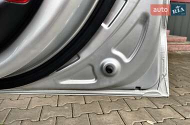 Внедорожник / Кроссовер Hyundai ix35 2012 в 
