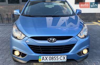 Внедорожник / Кроссовер Hyundai ix35 2012 в 