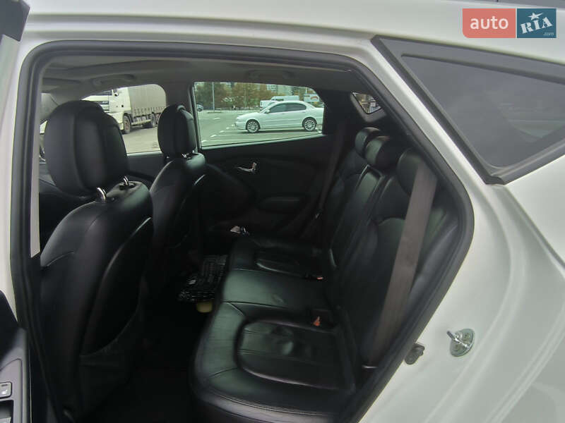 Внедорожник / Кроссовер Hyundai ix35 2012 в Киеве
