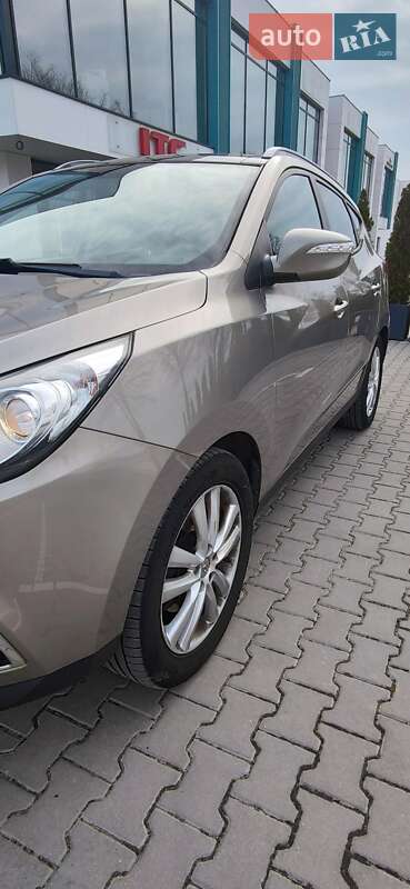 Внедорожник / Кроссовер Hyundai ix35 2011 в Львове