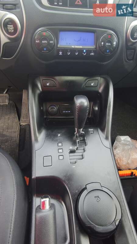 Внедорожник / Кроссовер Hyundai ix35 2011 в Львове