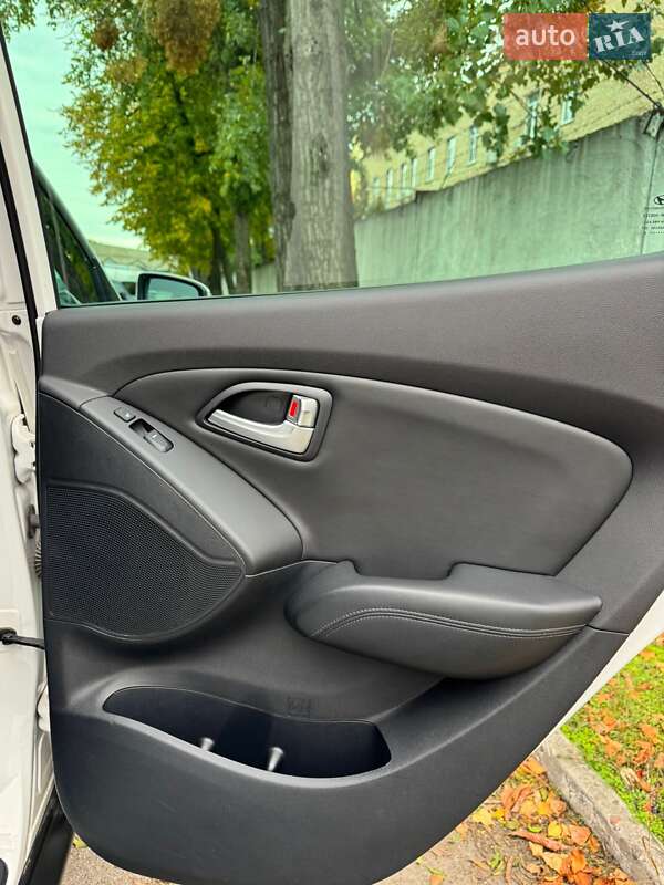 Внедорожник / Кроссовер Hyundai ix35 2014 в Киеве фото 33 Внедорожник / Кроссовер Hyundai ix35 2014 в Киеве
