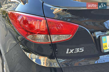Внедорожник / Кроссовер Hyundai ix35 2014 в 