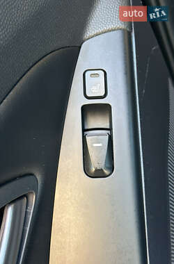 Внедорожник / Кроссовер Hyundai ix35 2014 в 