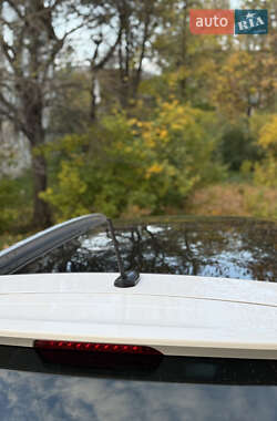 Внедорожник / Кроссовер Hyundai ix35 2012 в 