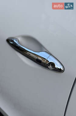 Внедорожник / Кроссовер Hyundai ix35 2012 в 