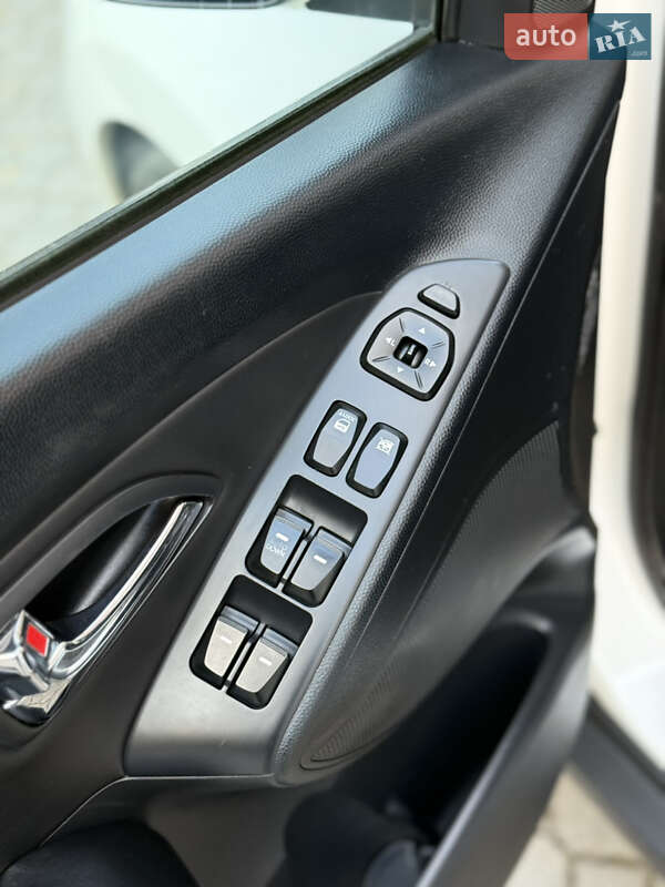Позашляховик / Кросовер Hyundai ix35 2012 в Надвірній фото 33 Позашляховик / Кросовер Hyundai ix35 2012 в Надвірній