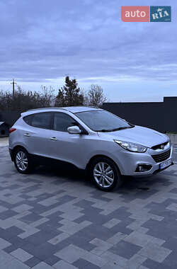 Внедорожник / Кроссовер Hyundai ix35 2013 в 