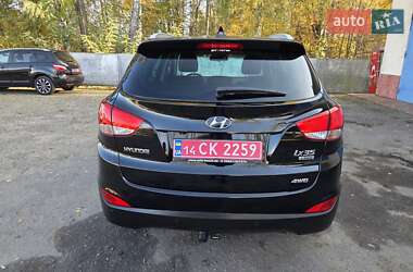 Внедорожник / Кроссовер Hyundai ix35 2013 в 