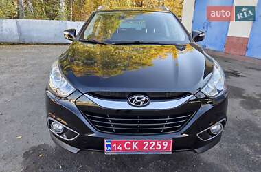 Внедорожник / Кроссовер Hyundai ix35 2013 в 
