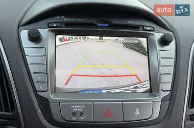 Внедорожник / Кроссовер Hyundai ix35 2015 в 