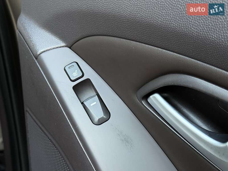 Позашляховик / Кросовер Hyundai ix35 2015 в Одесі