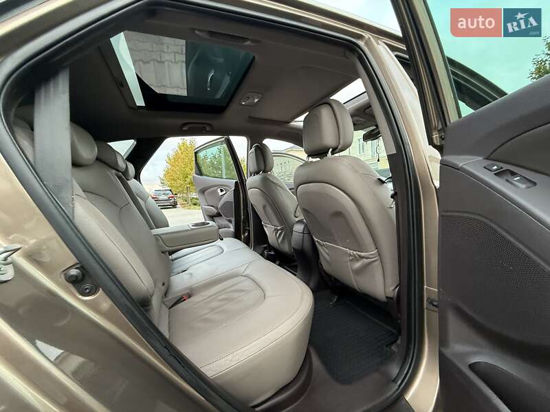 Позашляховик / Кросовер Hyundai ix35 2015 в Одесі