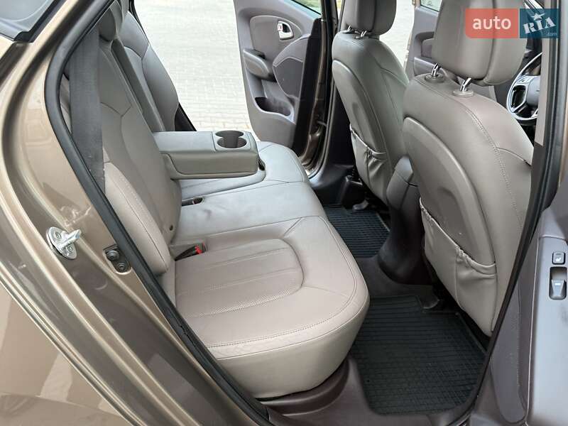 Позашляховик / Кросовер Hyundai ix35 2015 в Одесі