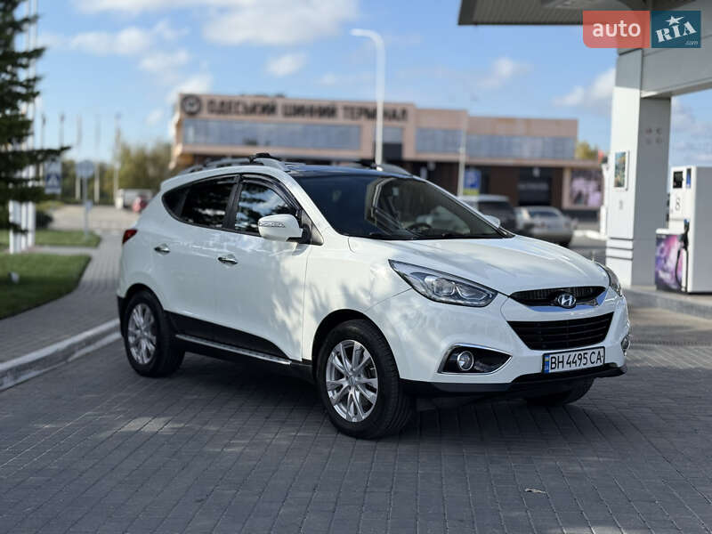Внедорожник / Кроссовер Hyundai ix35 2011 в Одессе