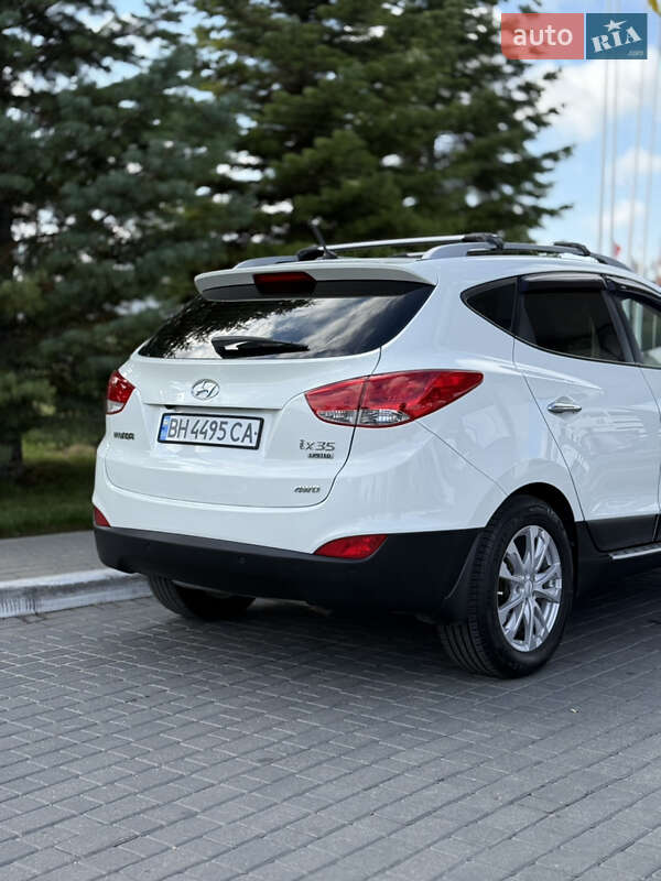 Внедорожник / Кроссовер Hyundai ix35 2011 в Одессе