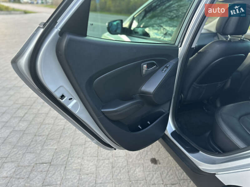 Внедорожник / Кроссовер Hyundai ix35 2014 в Бродах фото 18 Внедорожник / Кроссовер Hyundai ix35 2014 в Бродах