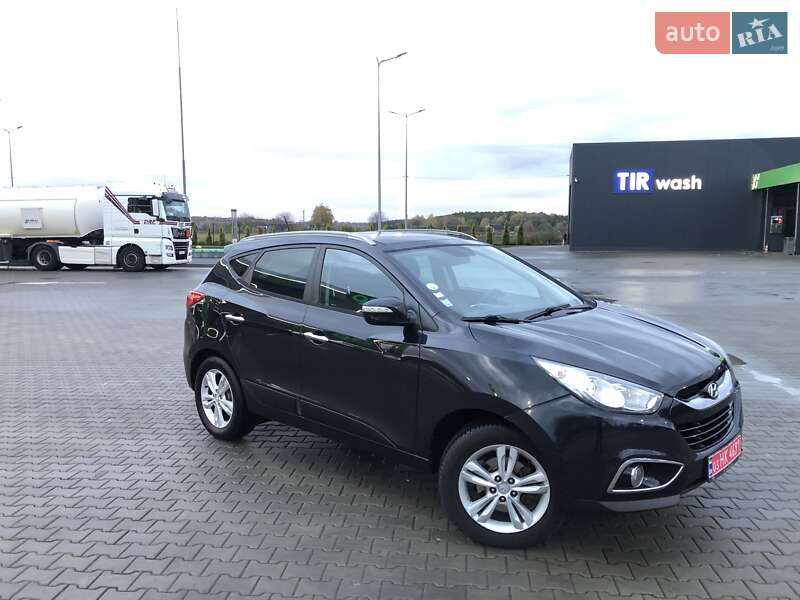 Внедорожник / Кроссовер Hyundai ix35 2011 в Луцке