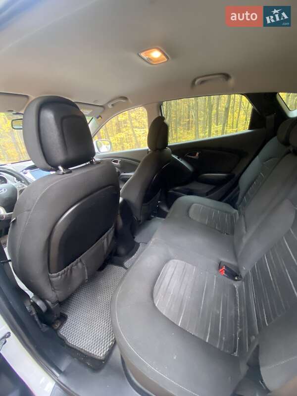 Внедорожник / Кроссовер Hyundai ix35 2013 в Львове фото 24 Внедорожник / Кроссовер Hyundai ix35 2013 в Львове