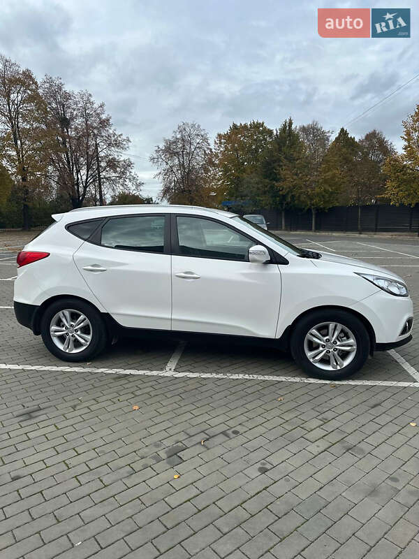 Внедорожник / Кроссовер Hyundai ix35 2012 в Луцке