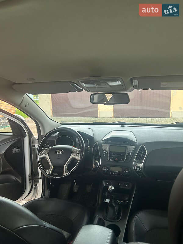 Внедорожник / Кроссовер Hyundai ix35 2012 в Луцке
