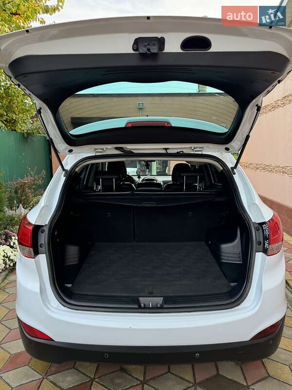 Внедорожник / Кроссовер Hyundai ix35 2011 в Овидиополе