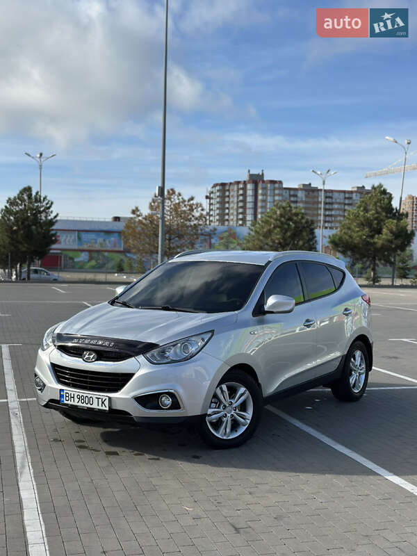 Позашляховик / Кросовер Hyundai ix35 2012 в Одесі