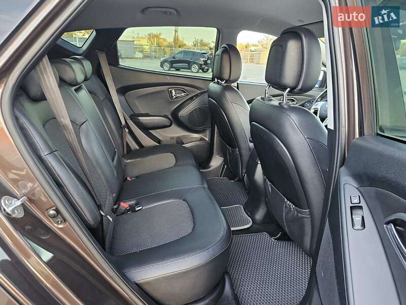 Внедорожник / Кроссовер Hyundai ix35 2013 в Днепре