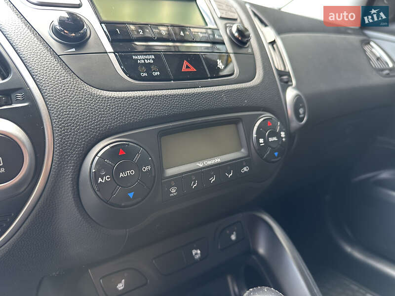 Внедорожник / Кроссовер Hyundai ix35 2011 в Львове