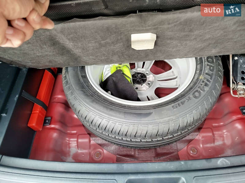 Внедорожник / Кроссовер Hyundai ix35 2011 в Кременце фото 14 Внедорожник / Кроссовер Hyundai ix35 2011 в Кременце