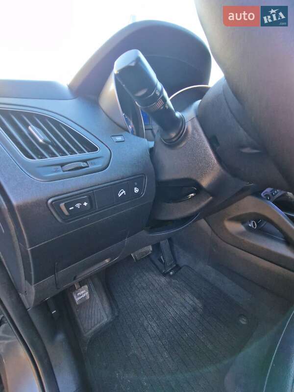 Внедорожник / Кроссовер Hyundai ix35 2014 в Черноморске фото 21 Внедорожник / Кроссовер Hyundai ix35 2014 в Черноморске