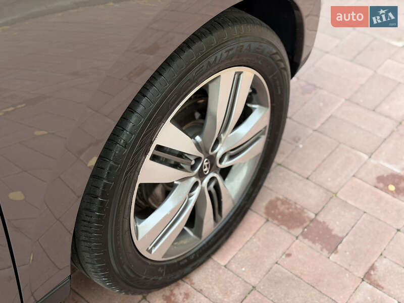 Внедорожник / Кроссовер Hyundai ix35 2014 в Ровно