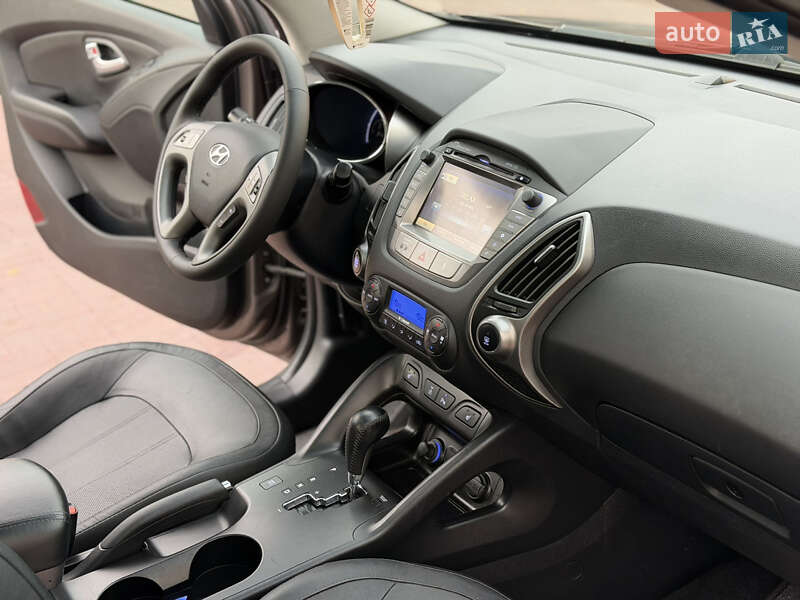 Внедорожник / Кроссовер Hyundai ix35 2014 в Ровно