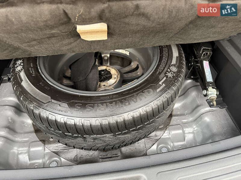 Внедорожник / Кроссовер Hyundai ix35 2014 в Ровно