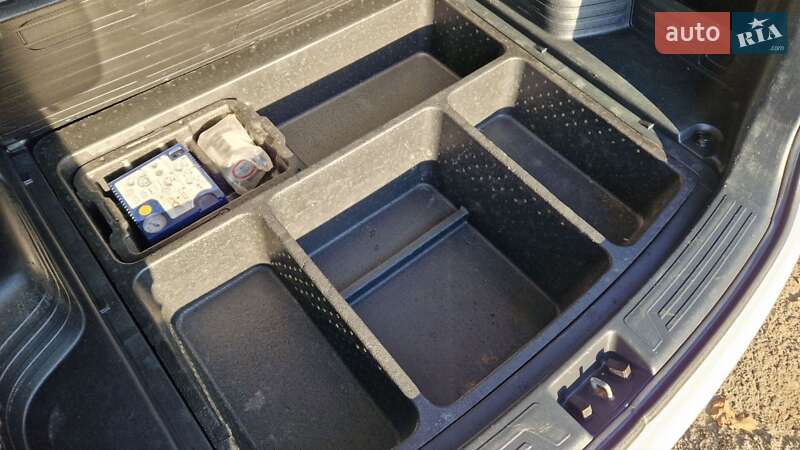 Внедорожник / Кроссовер Hyundai ix35 2010 в Киеве фото 23 Внедорожник / Кроссовер Hyundai ix35 2010 в Киеве