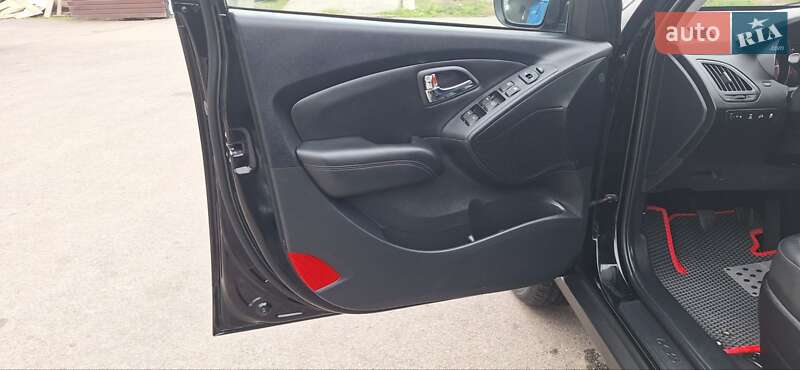 Внедорожник / Кроссовер Hyundai ix35 2014 в Новоархангельске