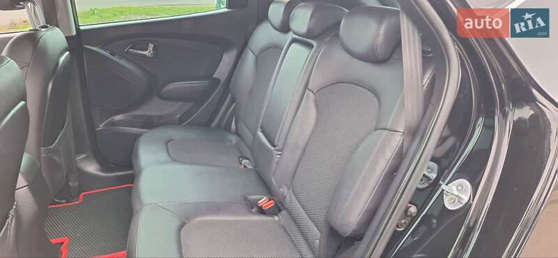 Внедорожник / Кроссовер Hyundai ix35 2014 в Новоархангельске