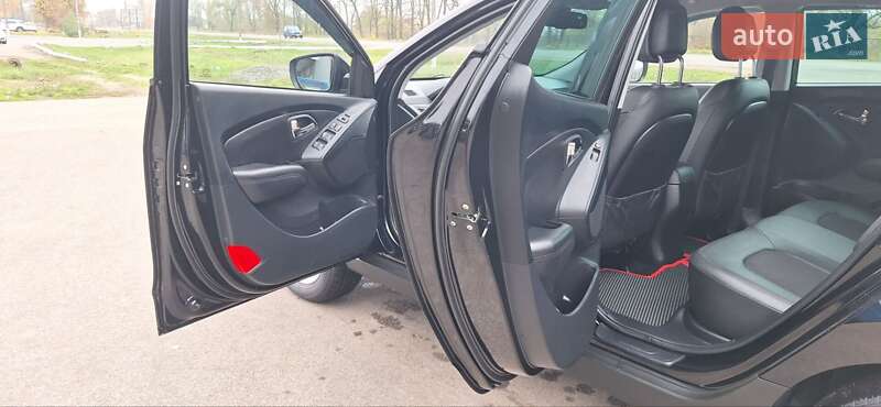 Внедорожник / Кроссовер Hyundai ix35 2014 в Новоархангельске