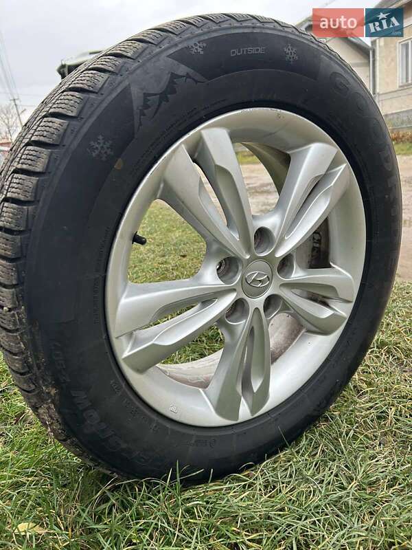 Позашляховик / Кросовер Hyundai ix35 2013 в Івано-Франківську