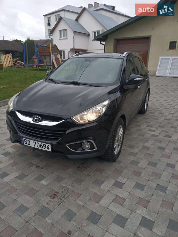 Внедорожник / Кроссовер Hyundai ix35 2010 в Тернополе фото 2 Внедорожник / Кроссовер Hyundai ix35 2010 в Тернополе