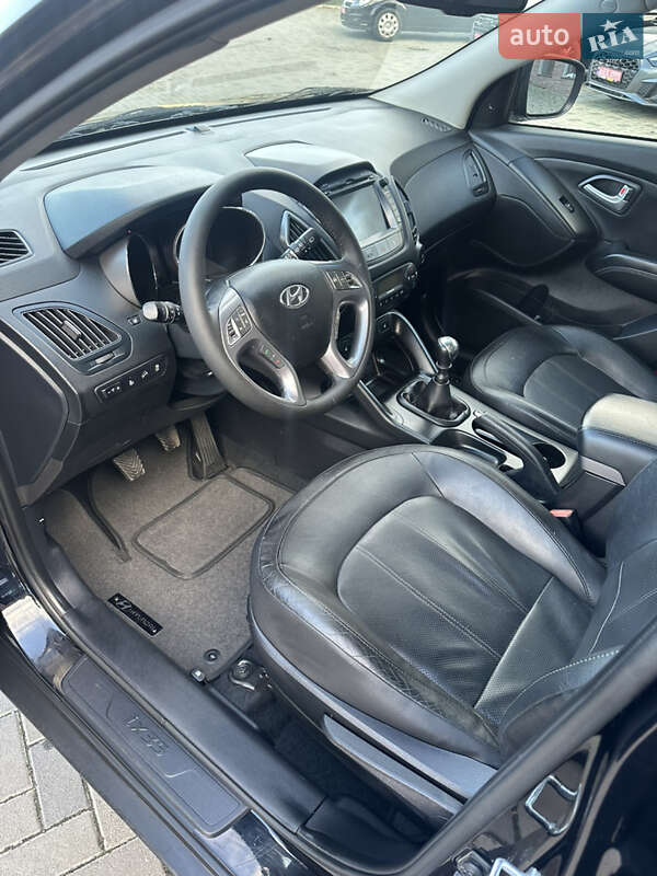 Внедорожник / Кроссовер Hyundai ix35 2014 в Ровно
