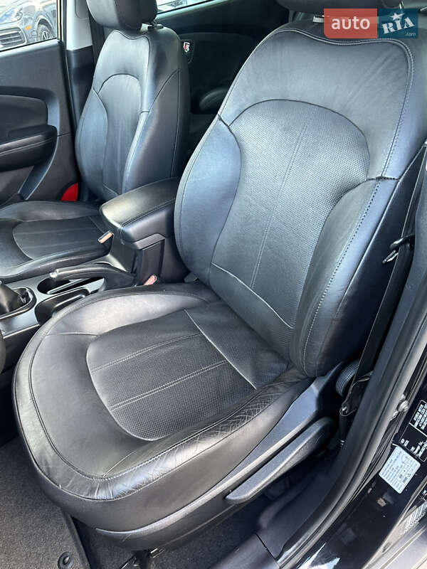 Внедорожник / Кроссовер Hyundai ix35 2014 в Ровно