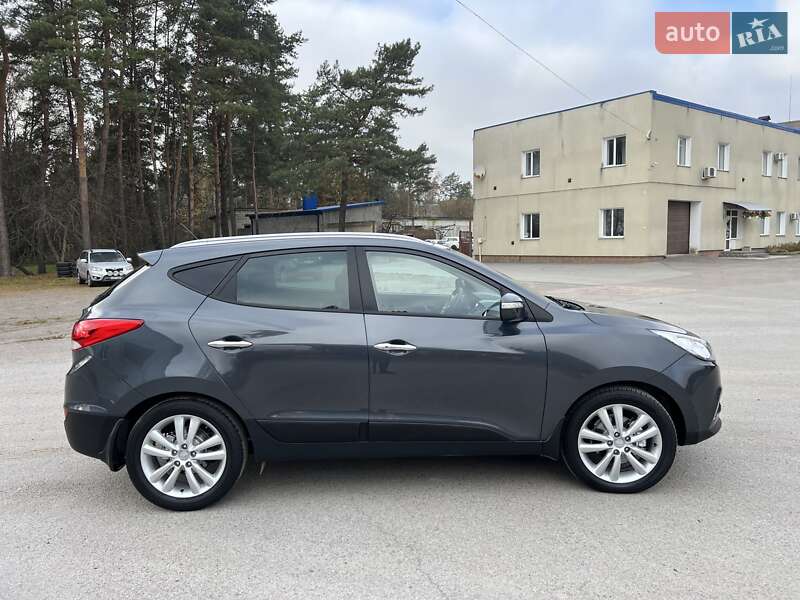 Позашляховик / Кросовер Hyundai ix35 2011 в Радивиліві