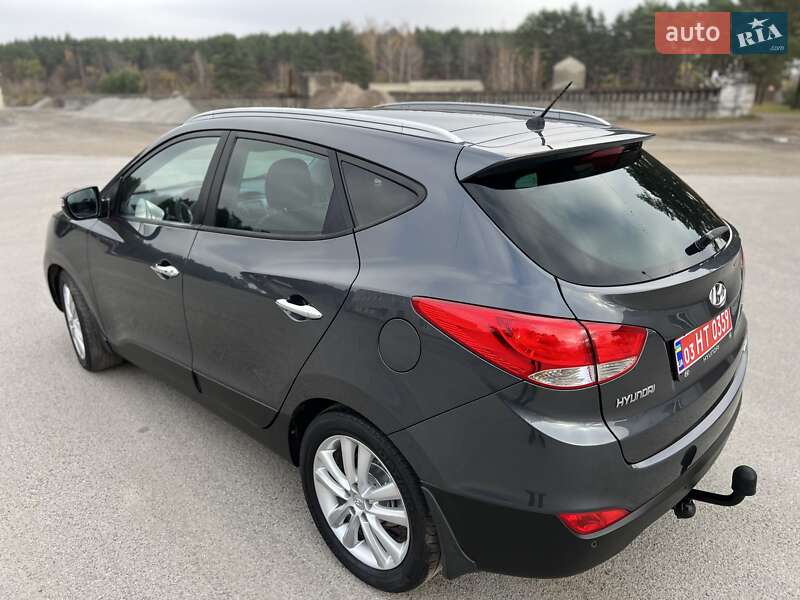 Позашляховик / Кросовер Hyundai ix35 2011 в Радивиліві