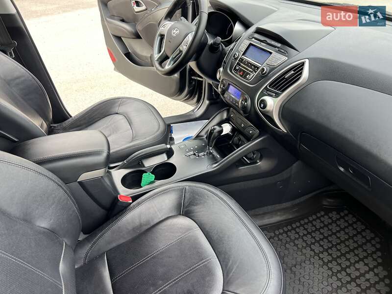 Позашляховик / Кросовер Hyundai ix35 2011 в Радивиліві