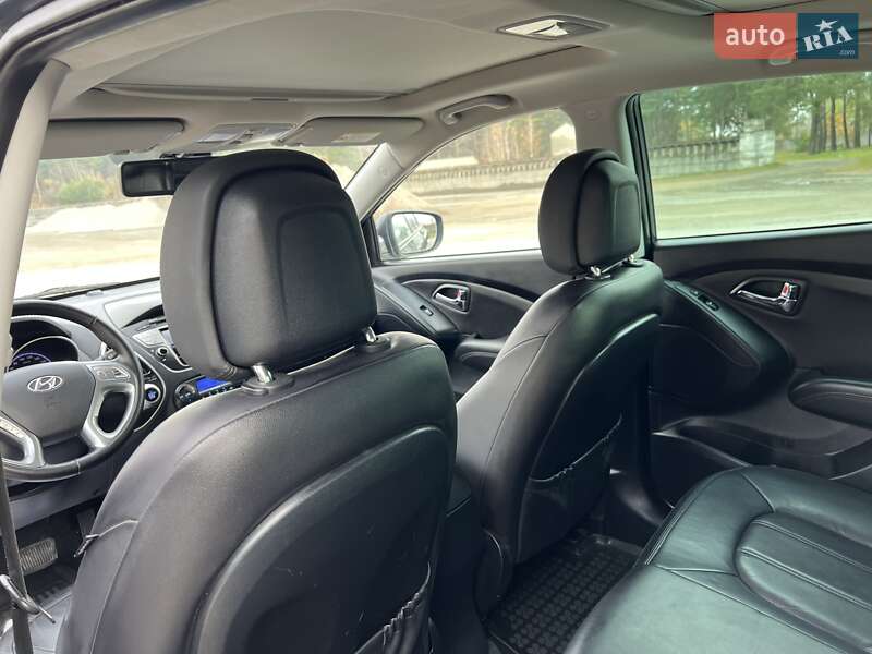 Позашляховик / Кросовер Hyundai ix35 2011 в Радивиліві