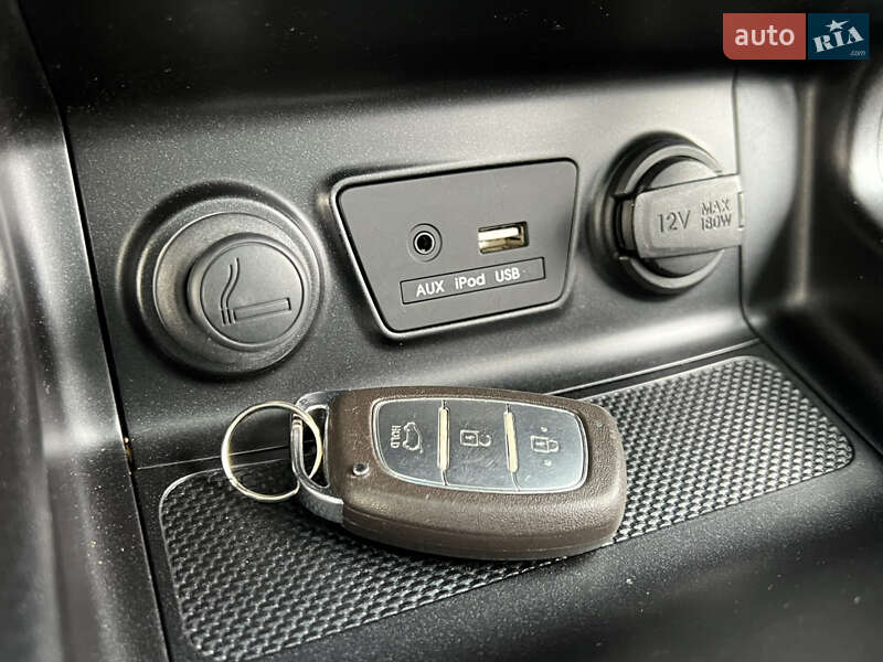 Позашляховик / Кросовер Hyundai ix35 2014 в Луцьку